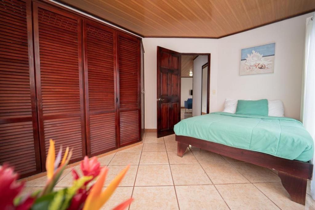 Apartamentos Cristal 奎波斯城 外观 照片