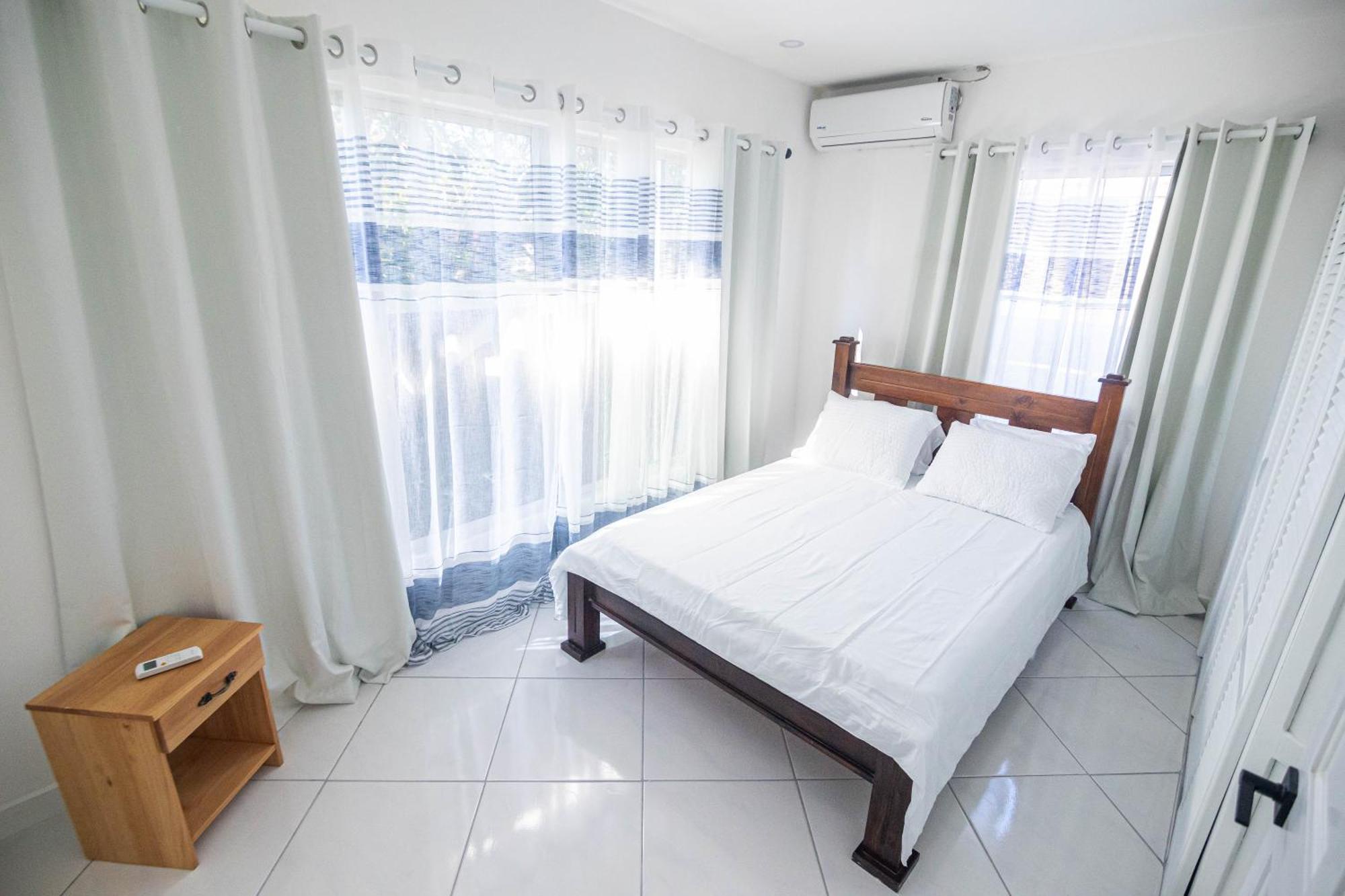 Apartamentos Cristal 奎波斯城 外观 照片